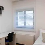 Gypanon 公寓 *